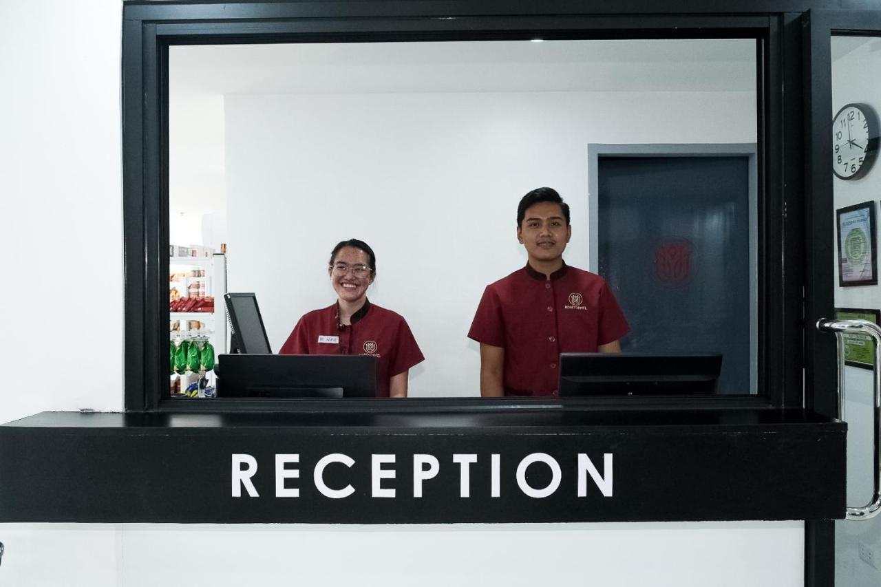 Rosey Hotel Cabanatuan City Exterior foto