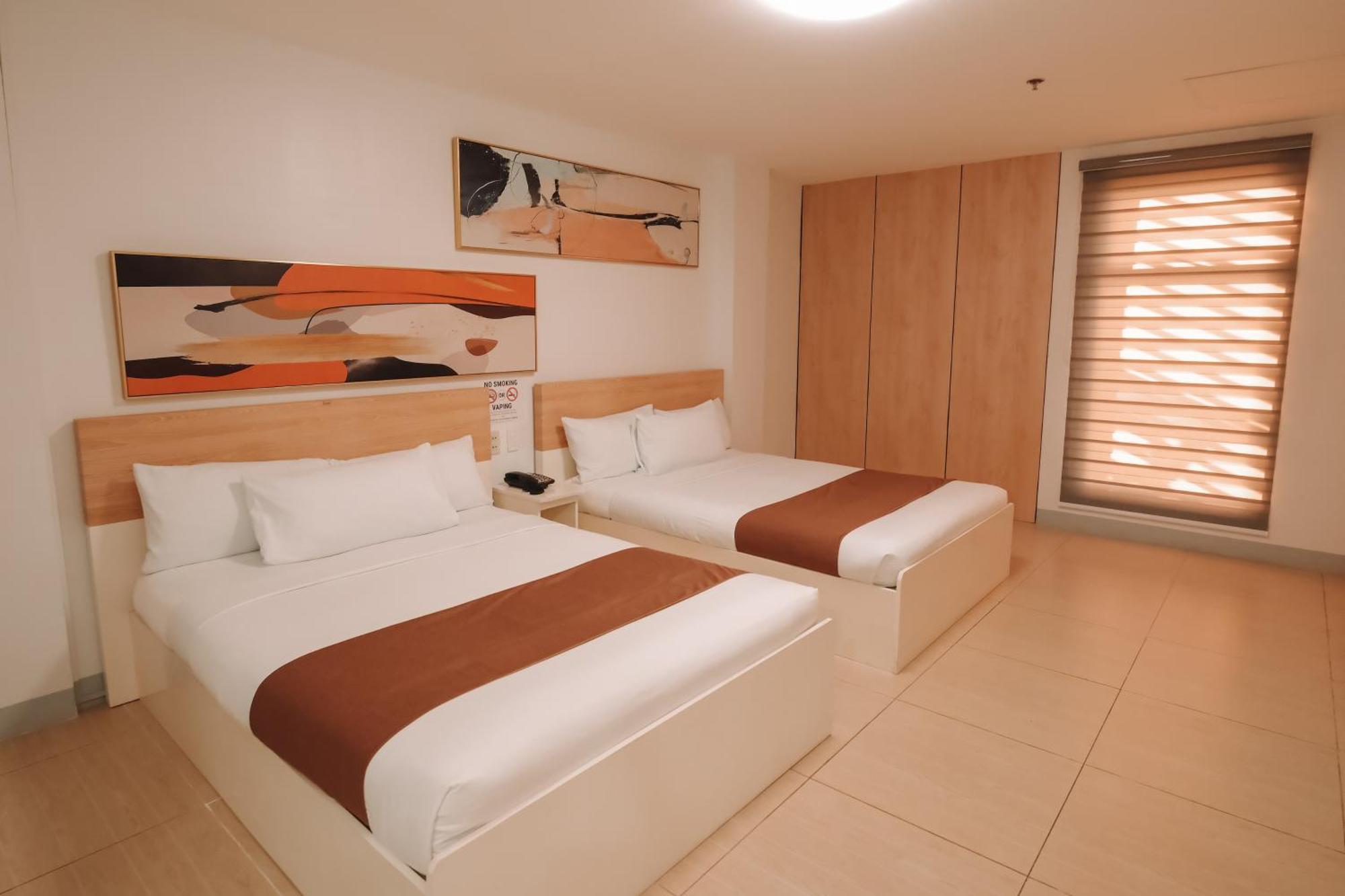 Rosey Hotel Cabanatuan City Exterior foto
